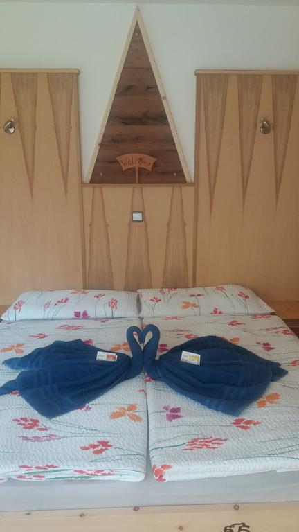 Appartement Gassner Леоганг Екстериор снимка